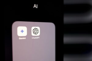 Kemenangan AI di Kompetisi Pemrograman: ChatGPT & Gemini Raih Skor Terbaik